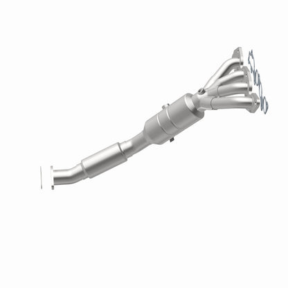 MagnaFlow Direct Fit Catalytic Converter 08-09 Ford Focus 2.0L