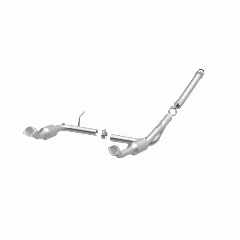 MagnaFlow Direct Fit Catalytic Converter OEM 2004-2005 Ford Explorer/Mercury Mountaineer Underbody