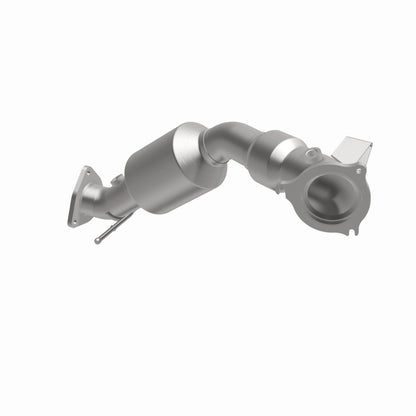 MagnaFlow 13-15 Land Rover LR2 2.0L CARB Compliant Direct Fit Catalytic Converter