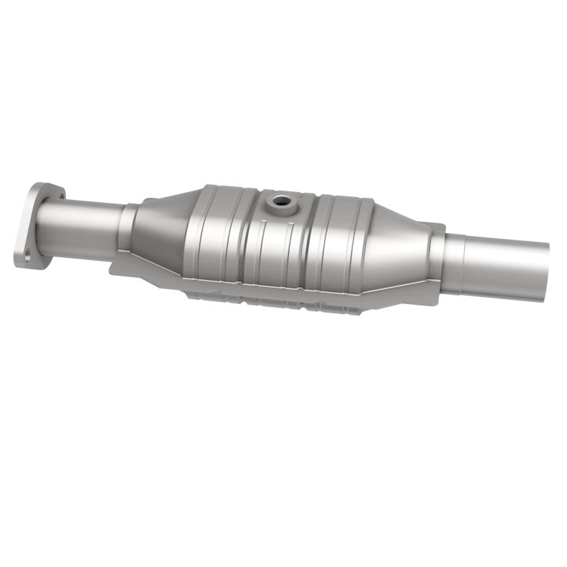 MagnaFlow Direct Fit Catalytic Converter 10-12 Ford Fusion 2.5L