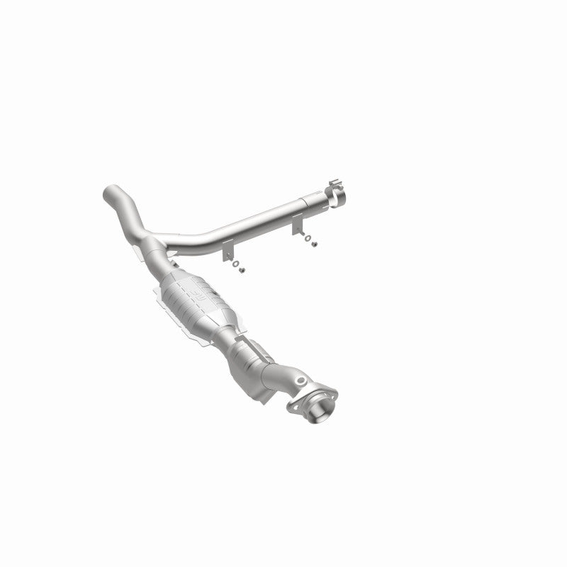MagnaFlow Direct Fit Catalytic Converter 97-98 Ford Trucks 4.6L