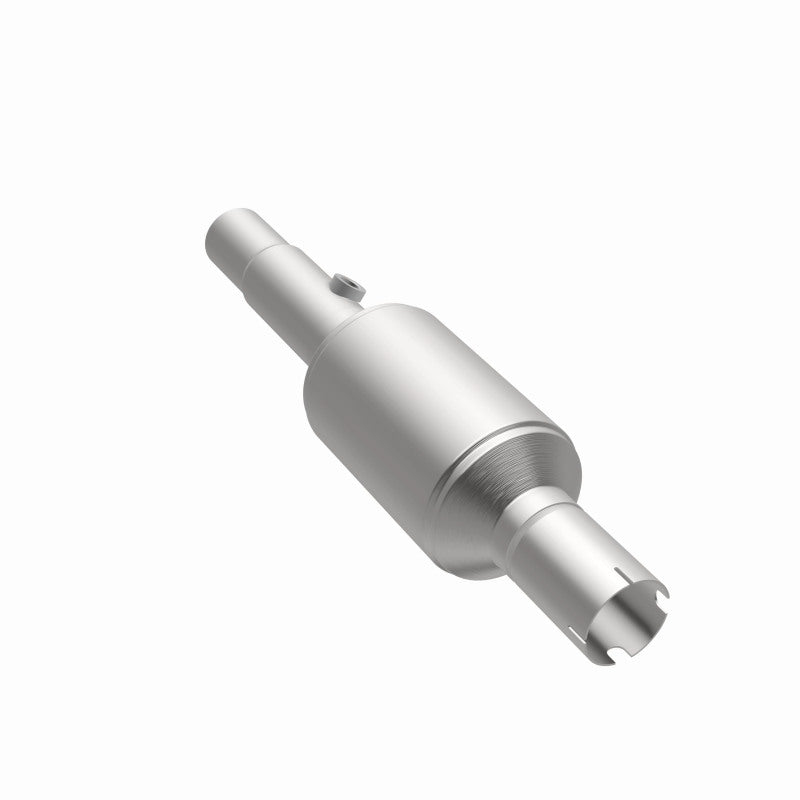 MagnaFlow Direct Fit Catalytic Converter 96-98 Jeep Grand Cherokee Underbody