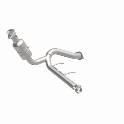 MagnaFlow Direct Fit Catalytic Converter 2009-2010 F-150 4.6 L Underbody