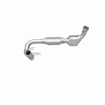 MagnaFlow Direct Fit Catalytic Converter 98 Ford Expedition 5.4L