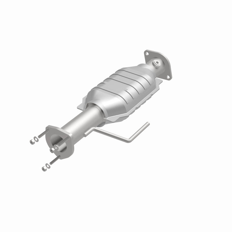 MagnaFlow Direct Fit Catalytic Converter 00-04 Jeep Wrangler Rear