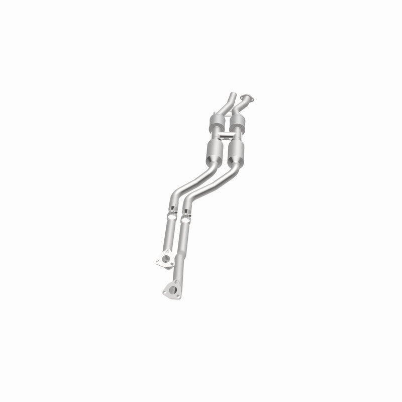 MagnaFlow Direct Fit Catalytic Converter 96-98 BMW 328 2.8L