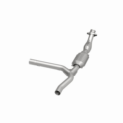 MagnaFlow Direct Fit Catalytic Converter Ford 02-04 F-150 4.2L