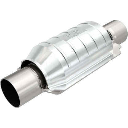 MagnaFlow Universal Catalytic Converter 2.00 with 1-O2 Rear CA
