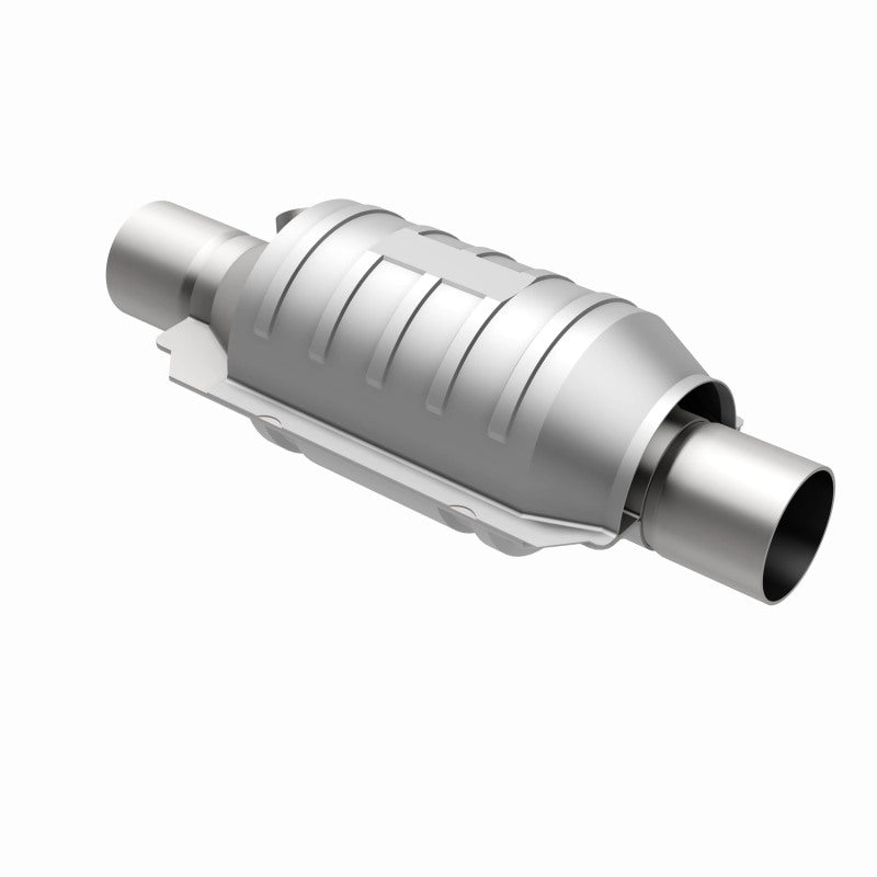 MagnaFlow Universal Catalytic Converter 2.00 with 1-O2 Rear CA