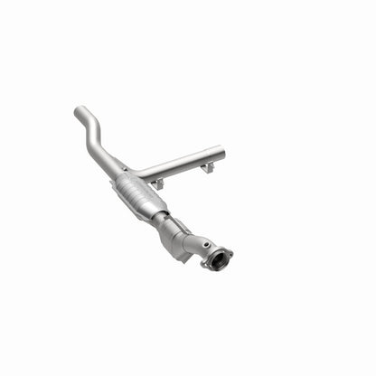 MagnaFlow Direct Fit Catalytic Converter 97-98 Ford Trucks 4.6L