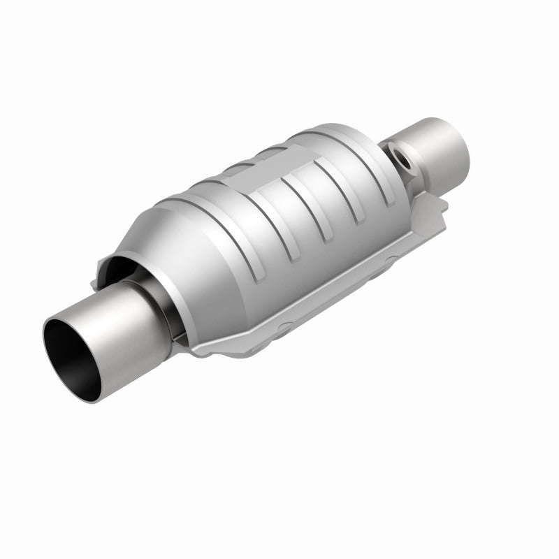 MagnaFlow Universal Catalytic Converter 2.00 with 1-O2 Rear CA