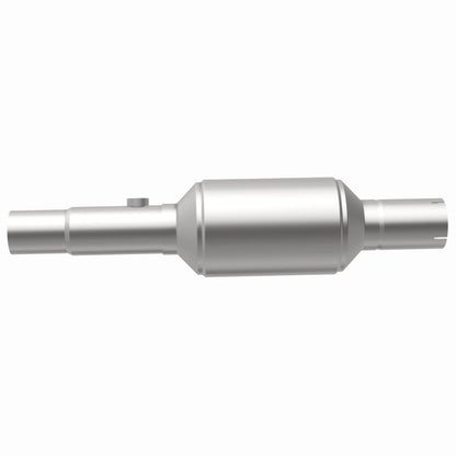 MagnaFlow Direct Fit Catalytic Converter 96-98 Jeep Grand Cherokee Underbody