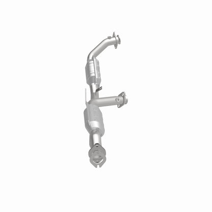 MagnaFlow Direct Fit Catalytic Converter 96-99 Ford Taurus3.0L 50S