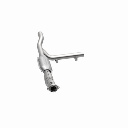 MagnaFlow Direct Fit Catalytic Converter 97-98 Ford Trucks 4.6L