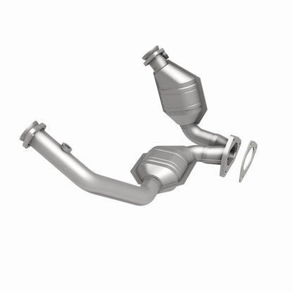 MagnaFlow Direct Fit Catalytic Converter 98-00 Ford Ranger 3.0/4.0L