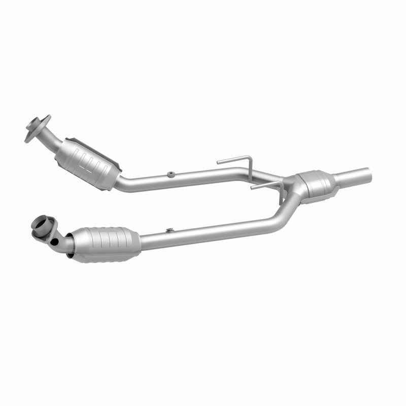 MagnaFlow Direct Fit Catalytic Converter 96-97 Mercury Cougar 3.8L