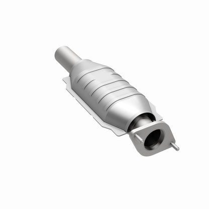 MagnaFlow Direct Fit Catalytic Converter 08-09 Ford Taurus 3.5L