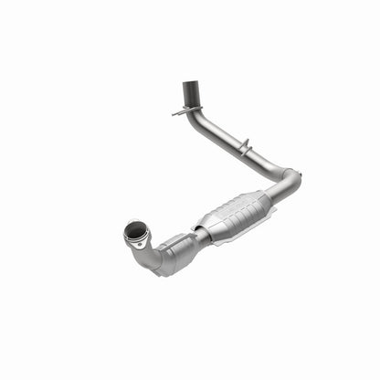 MagnaFlow Direct Fit Catalytic Converter 98 Ford Expedition 5.4L