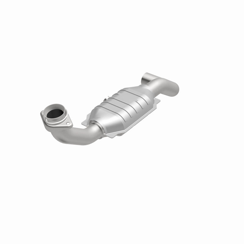 MagnaFlow Direct Fit Catalytic Converter 03-05 Ford Expedition/05-06 Lincoln Navigator 5.4L D/S