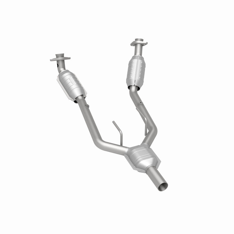 MagnaFlow Direct Fit Catalytic Converter 96-97 Mercury Cougar 3.8L