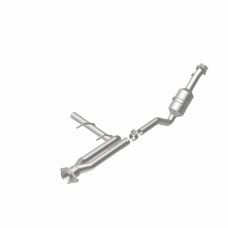 MagnaFlow Direct Fit Catalytic Converter 2011-2014 F-150 3.7L Underbody