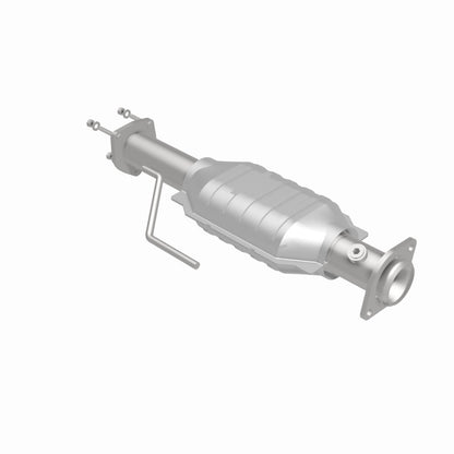 MagnaFlow Direct Fit Catalytic Converter 00-04 Jeep Wrangler Rear