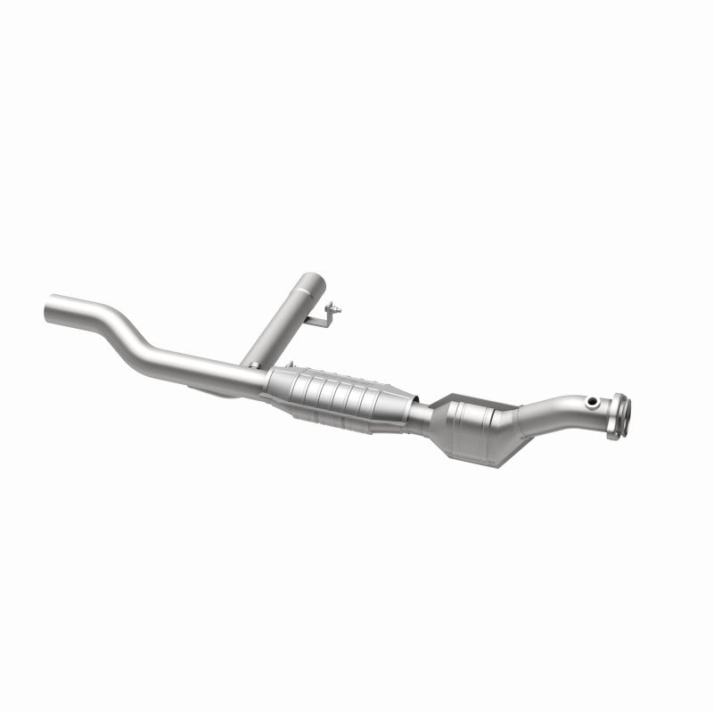 MagnaFlow Direct Fit Catalytic Converter 97-98 Ford Trucks 4.6L