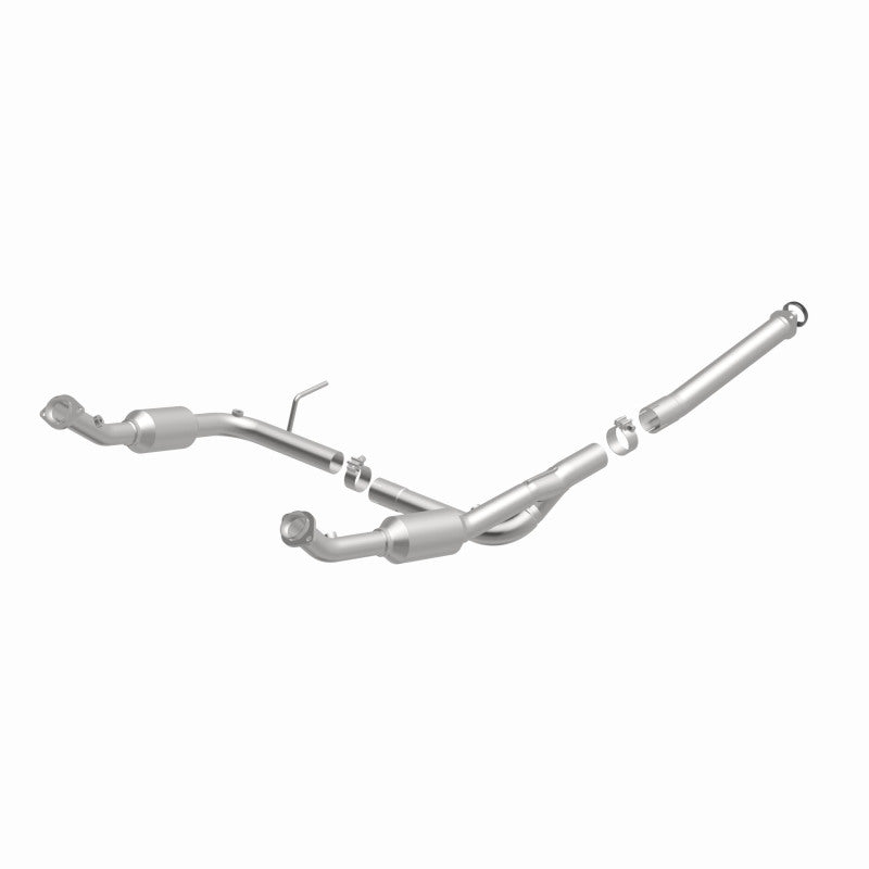 MagnaFlow Direct Fit Catalytic Converter OEM 2004-2005 Ford Explorer/Mercury Mountaineer Underbody