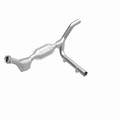 MagnaFlow Direct Fit Catalytic Converter 97-98 Ford F-150 4.6L