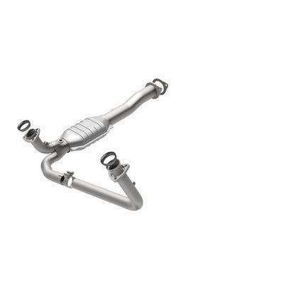 MagnaFlow Direct Fit Catalytic Converter GM 1500/2500/3500 Truck 96-
