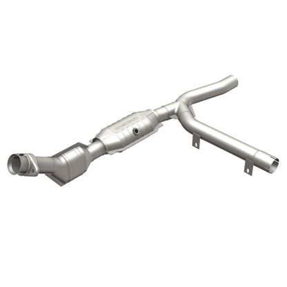MagnaFlow Direct Fit Catalytic Converter 01 Ford F-150 4.2L