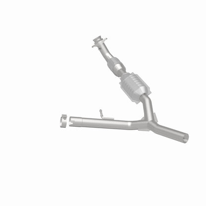 MagnaFlow Direct Fit Catalytic Converter 04-06 F-150 5.4 2WD P/S 49S