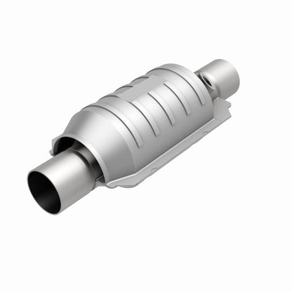 MagnaFlow Universal Catalytic Converter 2.00 with 1-O2 Rear CA