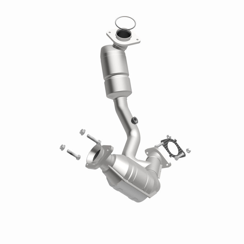 MagnaFlow Direct Fit Catalytic Converter 00-03 Ford Taurus 3.0L fron