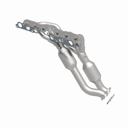 MagnaFlow Direct Fit Catalytic Converter 97-00 Lexus GS300 3.0L