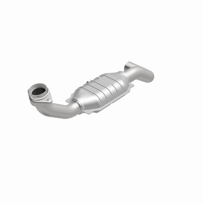 MagnaFlow Direct Fit Catalytic Converter 03-05 Ford Expedition/05-06 Lincoln Navigator 5.4L D/S