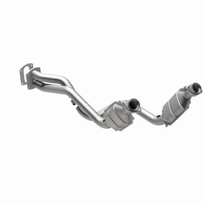 MagnaFlow Direct Fit Catalytic Converter 05-07 Ford F250/F350 5.4L