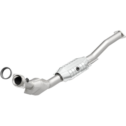 MagnaFlow Direct Fit Catalytic Converter 04-06 Ford Ranger 2.3L CA