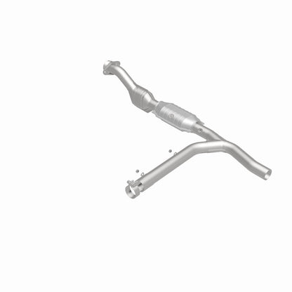 MagnaFlow Direct Fit Catalytic Converter 97-98 Ford Trucks 4.6L