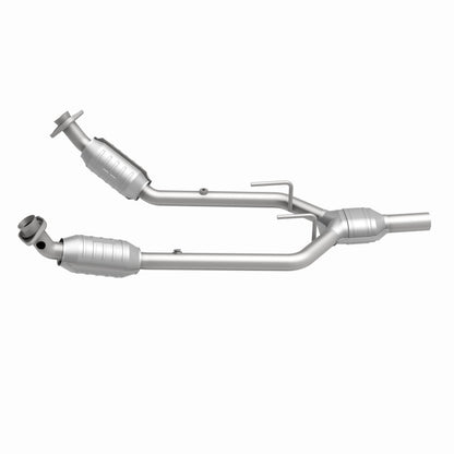 MagnaFlow Direct Fit Catalytic Converter 96-97 Mercury Cougar 3.8L