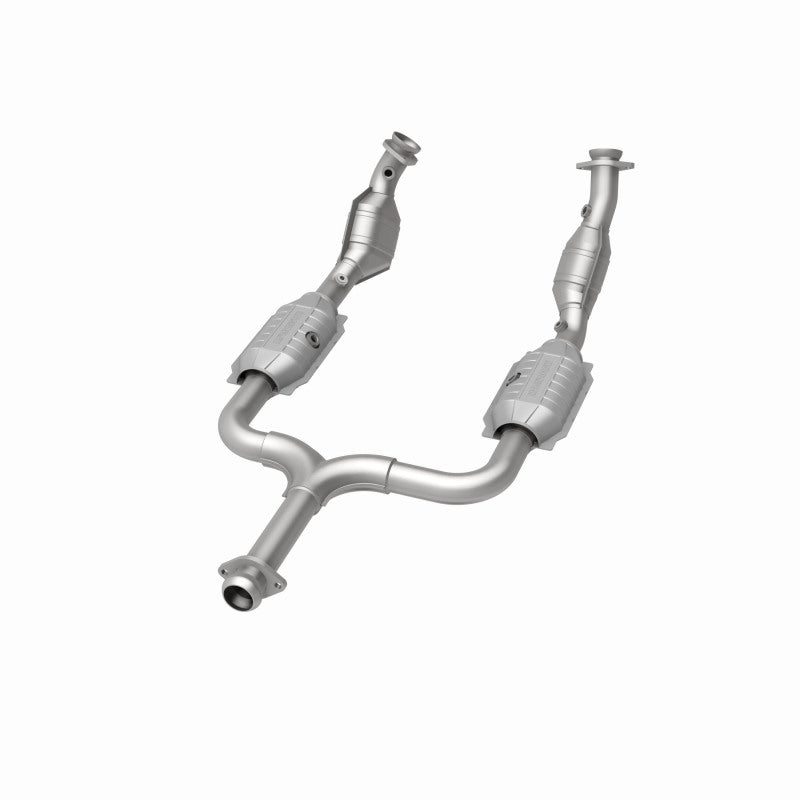 MagnaFlow Direct Fit Catalytic Converter 99/01-03 Ford Mustang 3.8L