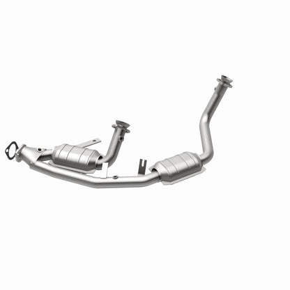 MagnaFlow Direct Fit Catalytic Converter Taurus 96-99 3.0L