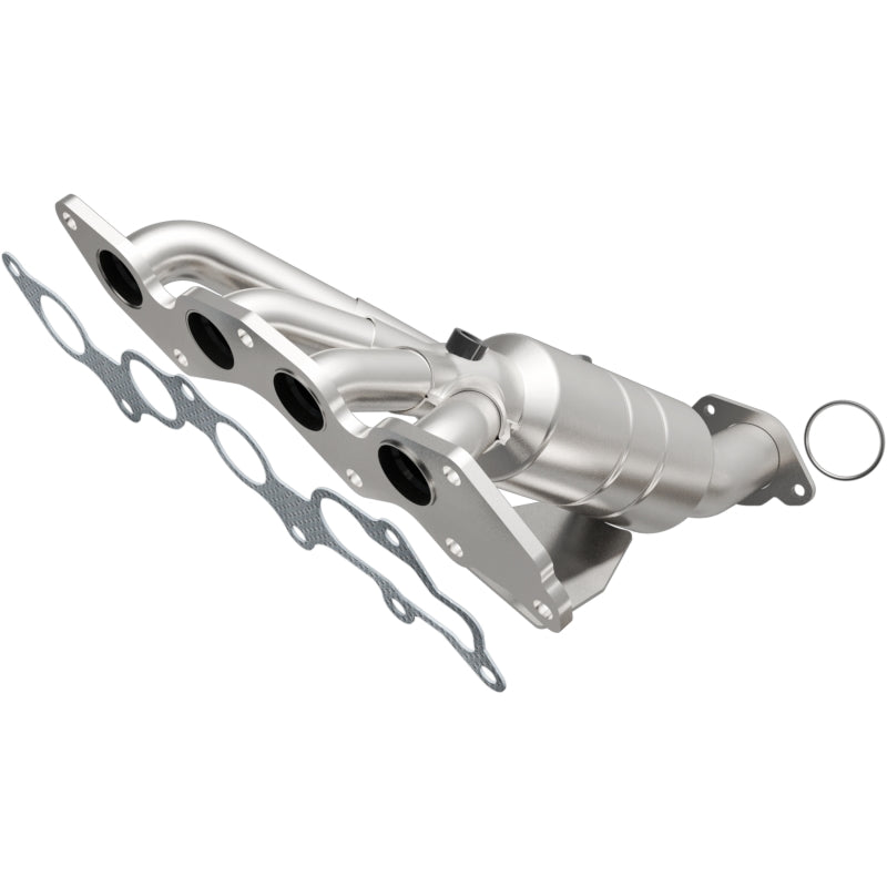 MagnaFlow Direct Fit Catalytic Converter 10-12 Ford Fusion 2.5L