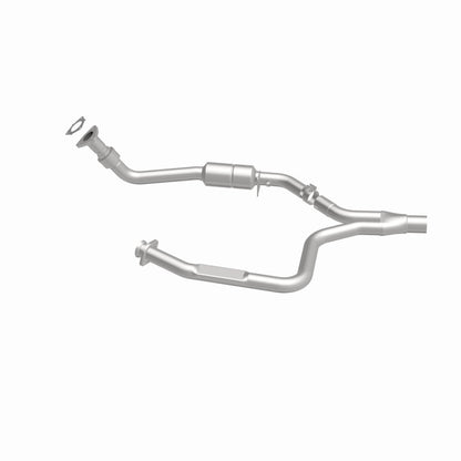 MagnaFlow Direct Fit Catalytic Converter Camaro 98-02 5.7L P/S