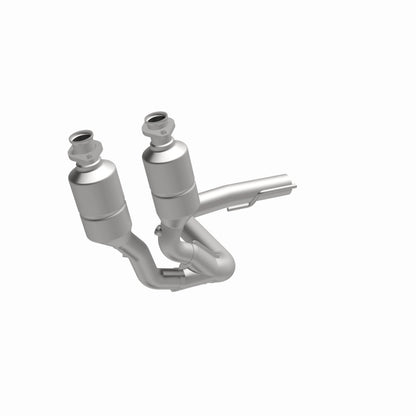 MagnaFlow Direct Fit Catalytic Converter 99-04 Jeep Grand Cherokee 4.0L Front