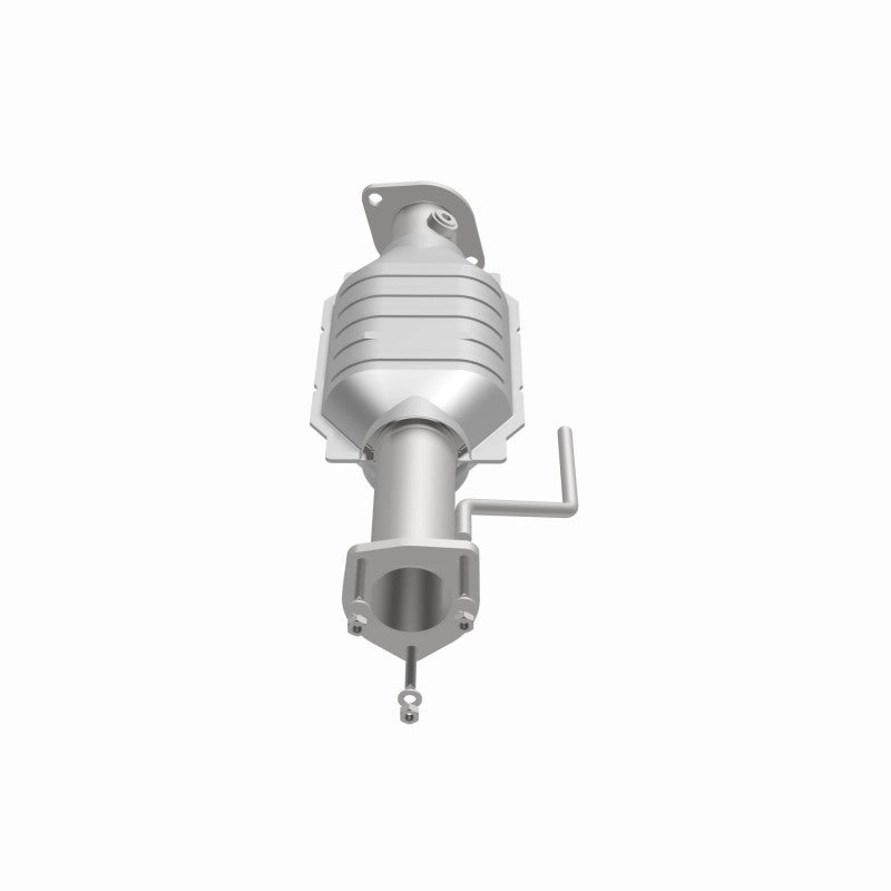MagnaFlow Direct Fit Catalytic Converter 00-04 Jeep Wrangler Rear