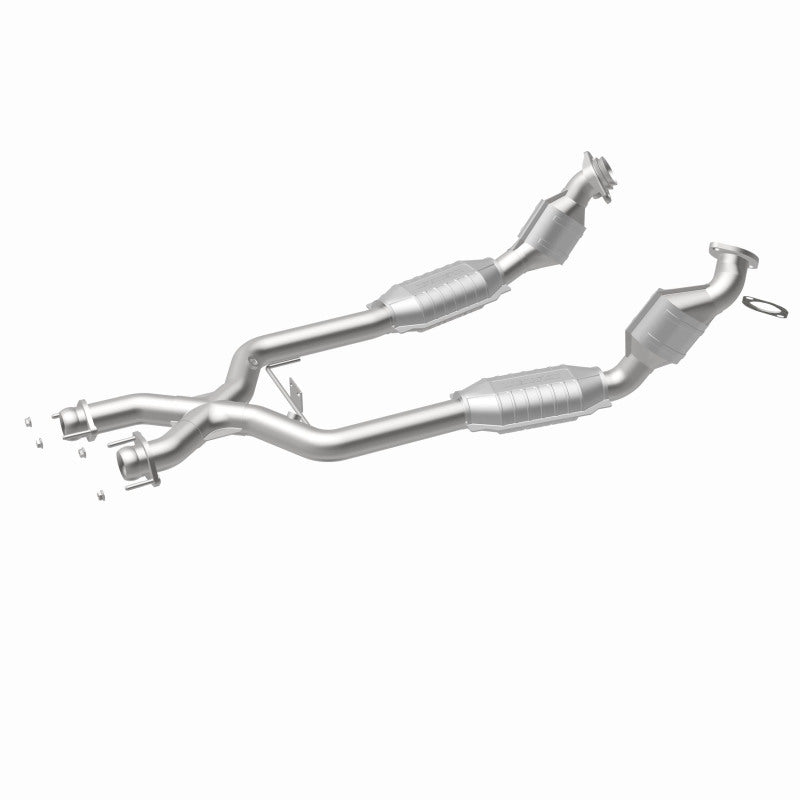 MagnaFlow Direct Fit Catalytic Converter 96-98 4.6L *California*