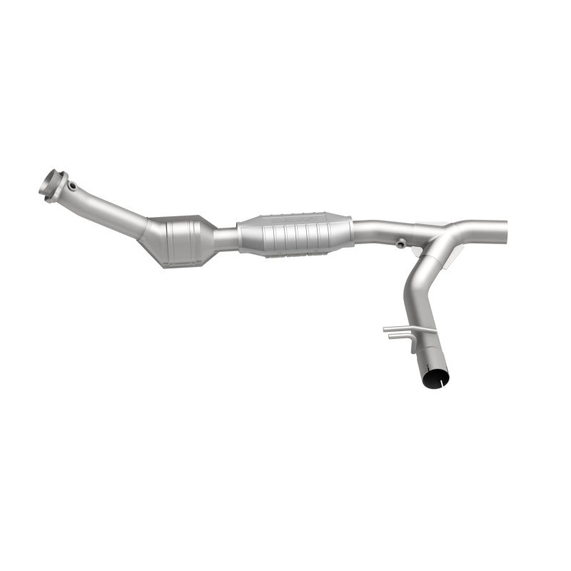 MagnaFlow Direct Fit Catalytic Converter 99-00 Ford Trucks 5.4L