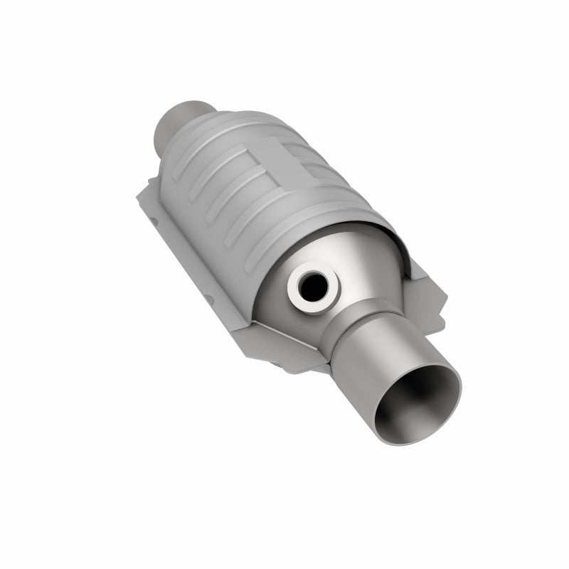 MagnaFlow Universal Catalytic Converter 2.00 with 1-O2 Rear CA