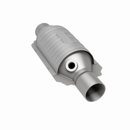 MagnaFlow Universal Catalytic Converter 2.00 with 1-O2 Rear CA
